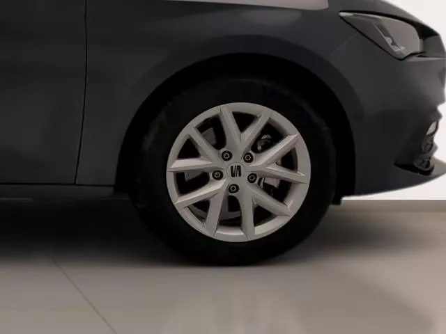 SEAT León 1.5 TSI S&S Style 25 Aniversario 85 kW (116 CV) de segunda mano