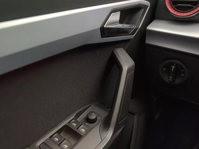 SEAT Arona 1.0 TSI FR XM 85 kW (115 CV) de segunda mano