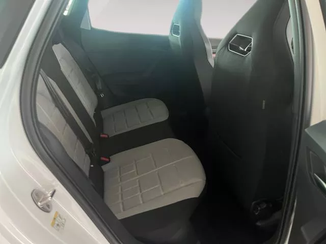 SEAT Arona 1.0 TSI S&S FR+ 85 kW (115 CV) de segunda mano
