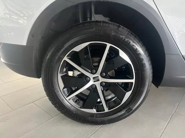 SEAT Arona 1.0 TSI S&S FR+ 85 kW (115 CV) de segunda mano
