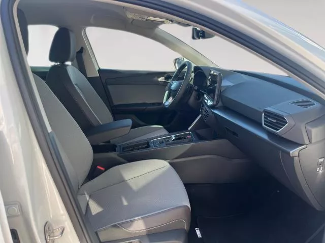 SEAT León 1.5 eTSI Style EVO Edition DSG 85 kW (116 CV) de segunda mano