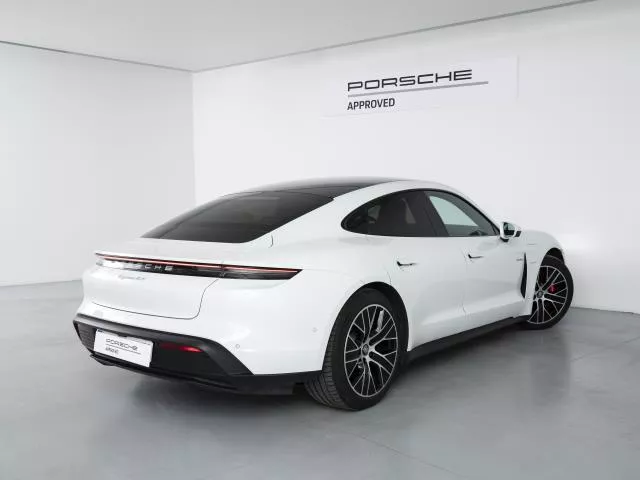 Porsche Taycan 4S 390 kW (530 CV) de segunda mano