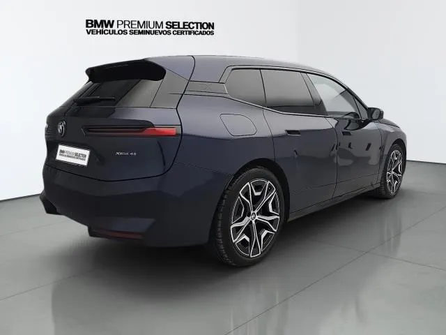 BMW iX xDrive45 300 kW (408 CV) de segunda mano