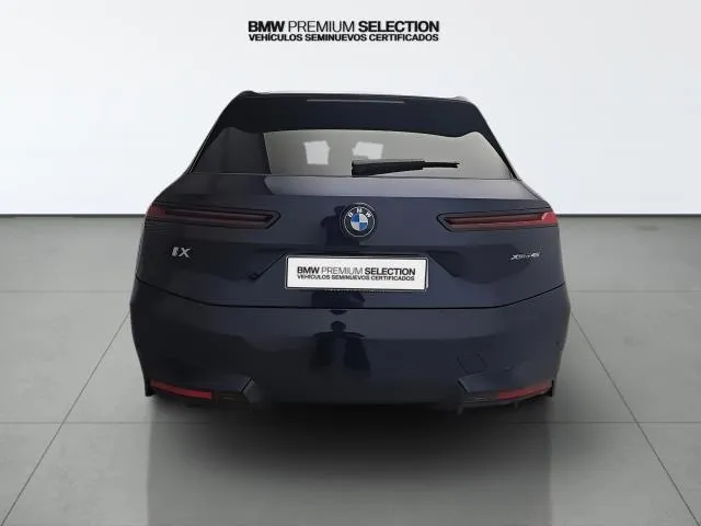 BMW iX xDrive45 300 kW (408 CV) de segunda mano