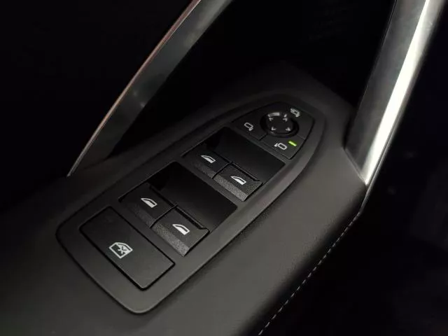 BMW iX1 eDrive20 150 kW (204 CV) de segunda mano