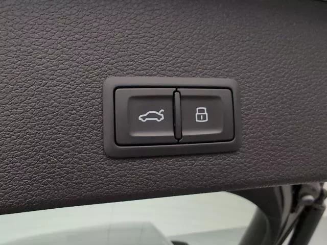 Audi Q2 S line 30 TFSI 81 kW (110 CV) de segunda mano