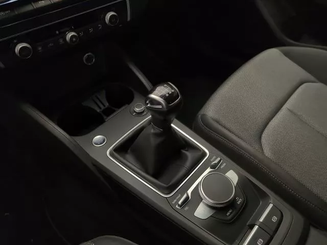 Audi Q2 S line 30 TFSI 81 kW (110 CV) de segunda mano