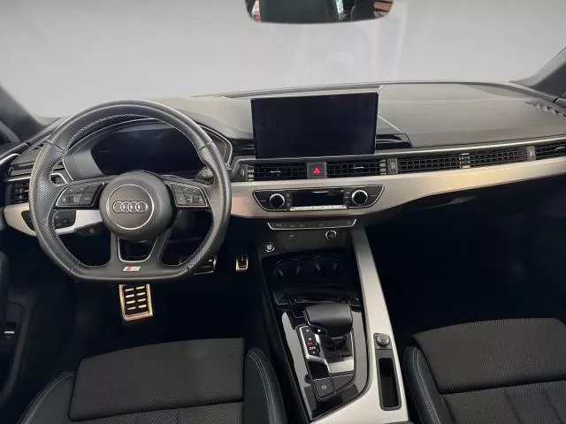 Audi A4 Black line 35 TDI 120 kW (163 CV) S tronic de segunda mano