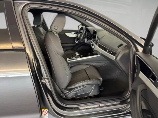 Audi A4 Black line 35 TDI 120 kW (163 CV) S tronic de segunda mano