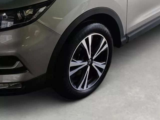 Nissan Qashqai DIG-T 140 N-Connecta 103 kW (140 CV) de segunda mano