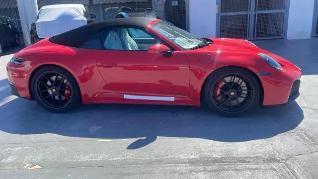 Porsche 911 Carrera GTS Cabrio 398 kW (541 CV) de segunda mano