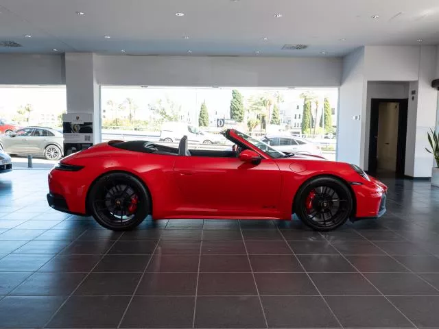 Porsche 911 Carrera GTS Cabrio 398 kW (541 CV) de segunda mano