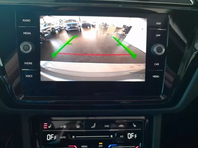 Volkswagen Touran R-Line 1.5 TSI 110 kW (150 CV) DSG de segunda mano