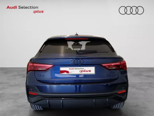 Audi Q3 Black line 35 TFSI 110 kW (150 CV) S tronic de segunda mano