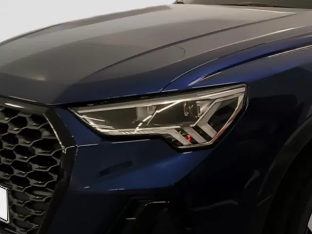 Audi Q3 Black line 35 TFSI 110 kW (150 CV) S tronic de segunda mano