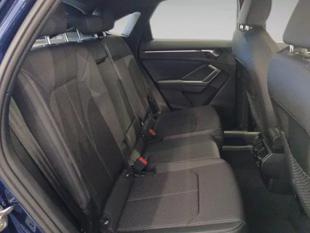 Audi Q3 Black line 35 TFSI 110 kW (150 CV) S tronic de segunda mano