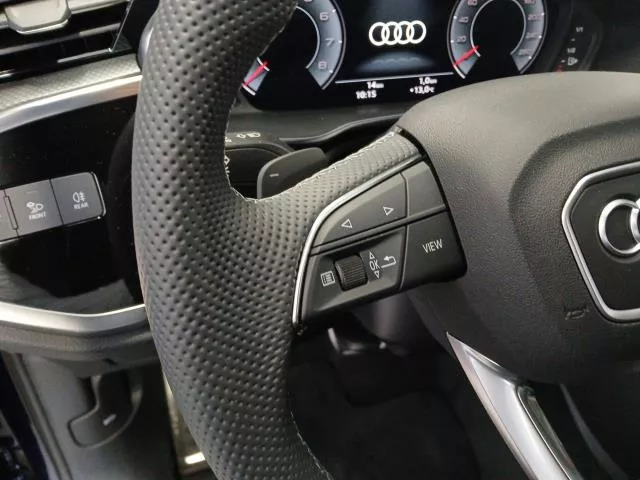 Audi Q3 Black line 35 TFSI 110 kW (150 CV) S tronic de segunda mano