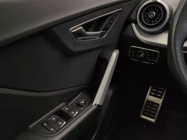 Audi Q2 Adrenalin 35 TDI 110 kW (150 CV) S tronic de segunda mano