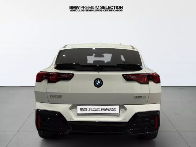 BMW iX2 eDrive20 150 kW (204 CV) de segunda mano