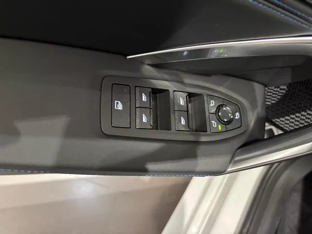 BMW iX2 eDrive20 150 kW (204 CV) de segunda mano
