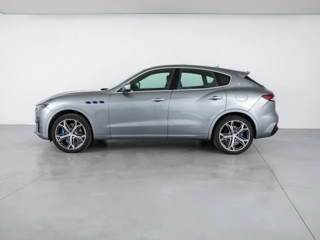 Maserati Levante GT L4 Hybrid-Gasolina AWD 243 kW (330 CV) de segunda mano