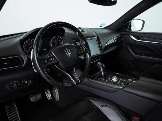 Maserati Levante GT L4 Hybrid-Gasolina AWD 243 kW (330 CV) de segunda mano