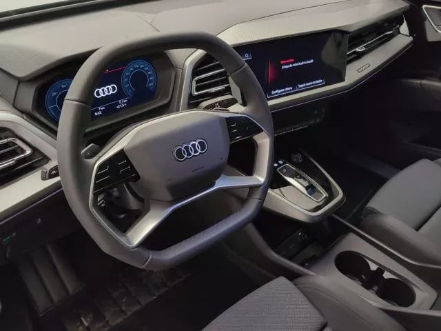 Audi Q4 Genuine edition 45 e-tron 82kWh 210 kW (286 CV) de segunda mano