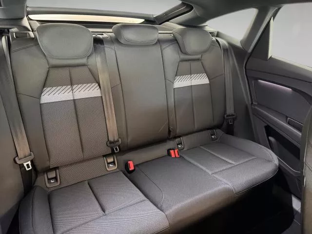 Audi Q4 Genuine edition 45 e-tron 82kWh 210 kW (286 CV) de segunda mano