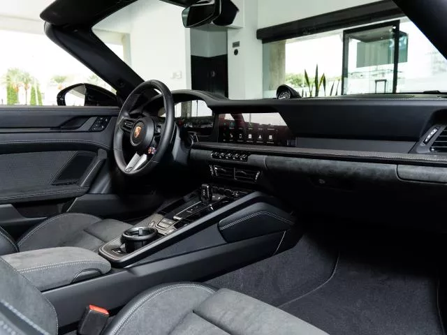 Porsche 911 Carrera 4 GTS Cabrio 398 kW (541 CV) de segunda mano