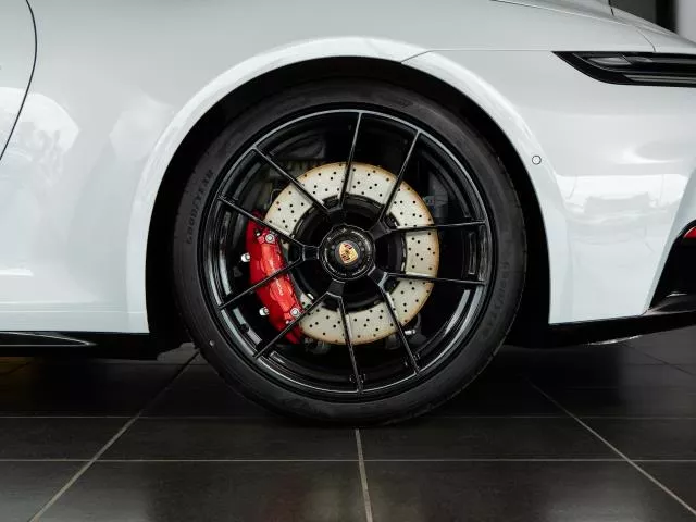 Porsche 911 Carrera 4 GTS Cabrio 398 kW (541 CV) de segunda mano