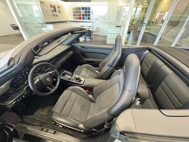 Porsche 911 Carrera 4 GTS Cabrio 398 kW (541 CV) de segunda mano