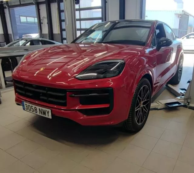 Porsche Cayenne E-Hybrid Black Edition 346 kW (470 CV) de segunda mano