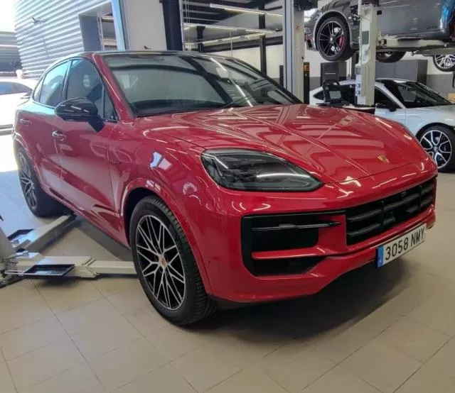 Porsche Cayenne E-Hybrid Black Edition 346 kW (470 CV) de segunda mano