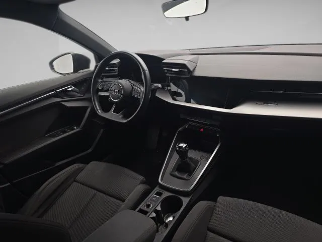 Audi A3 S line 30 TFSI 81 kW (110 CV) de segunda mano