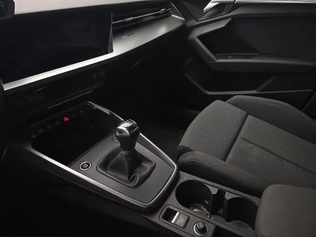 Audi A3 S line 30 TFSI 81 kW (110 CV) de segunda mano