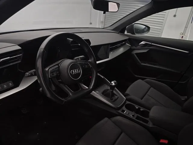 Audi A3 S line 30 TFSI 81 kW (110 CV) de segunda mano