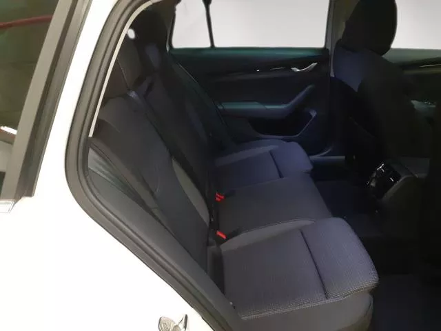 Skoda Octavia 2.0 TDI Selection DSG 110 kW (150 CV) de segunda mano