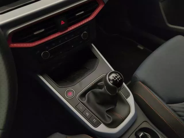 SEAT Arona 1.0 TSI FR Special Edition 85 kW (115 CV) de segunda mano