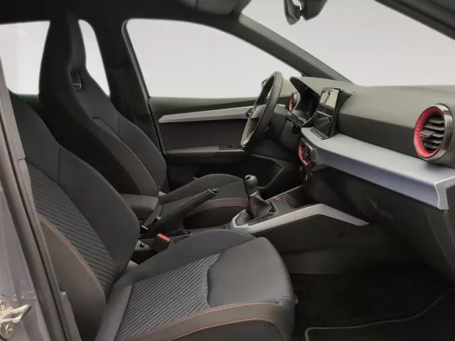 SEAT Arona 1.0 TSI FR Special Edition 85 kW (115 CV) de segunda mano