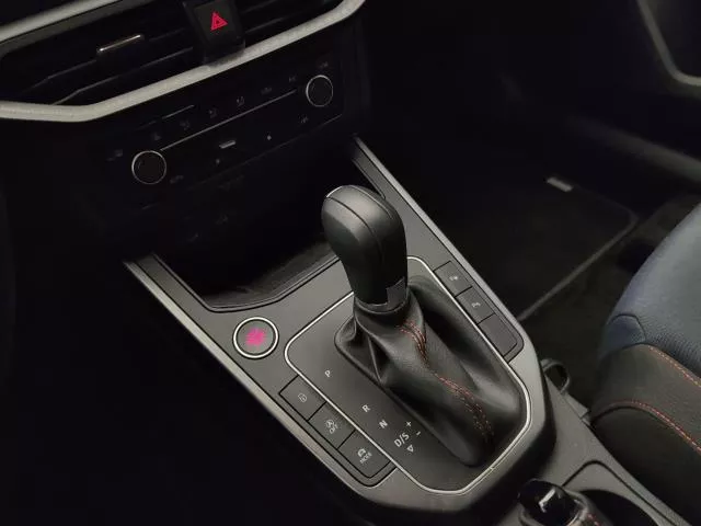 SEAT Arona 1.5 TSI FR XM DSG 110 kW (150 CV) de segunda mano