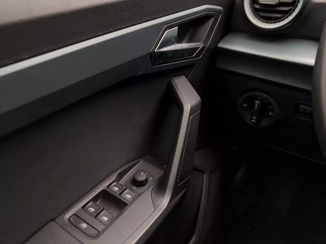 SEAT Arona 1.0 TSI Xperience Special Edition DSG 85 kW (115 CV) de segunda mano