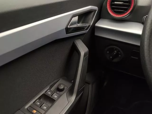 SEAT Arona 1.5 TSI FR XM DSG 110 kW (150 CV) de segunda mano