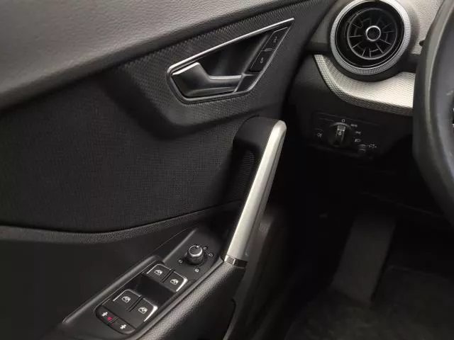 Audi Q2 S line 35 TFSI 110 kW (150 CV) S tronic de segunda mano