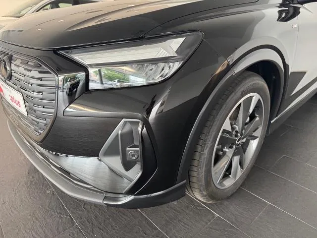 Audi Q4 Genuine edition 45 e-tron 82kWh 210 kW (286 CV) de segunda mano