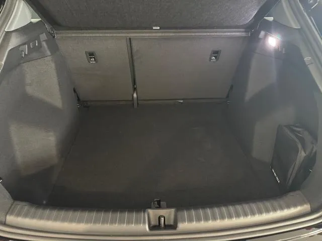 Audi Q4 Genuine edition 45 e-tron 82kWh 210 kW (286 CV) de segunda mano