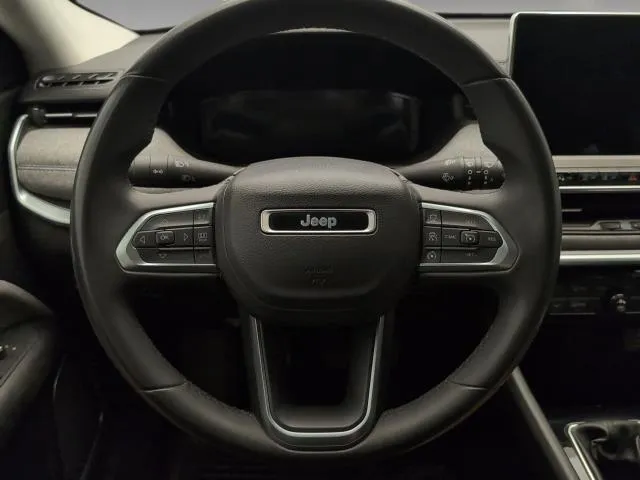 Jeep Compass 1.6 Multijet Longitude 4×2 96 kW (130 CV) de segunda mano