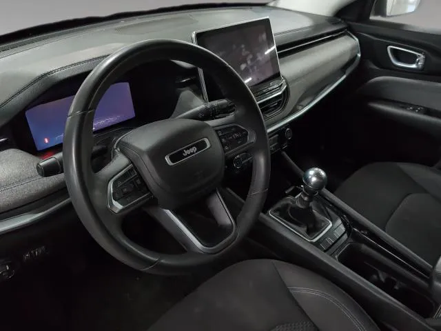 Jeep Compass 1.6 Multijet Longitude 4×2 96 kW (130 CV) de segunda mano