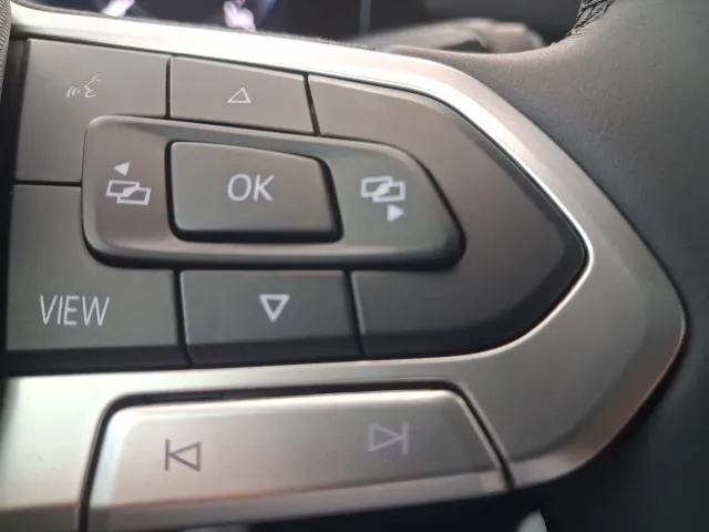 Volkswagen T-Roc «Más« 1.5 eTSI 85 kW (116 CV) DSG de segunda mano