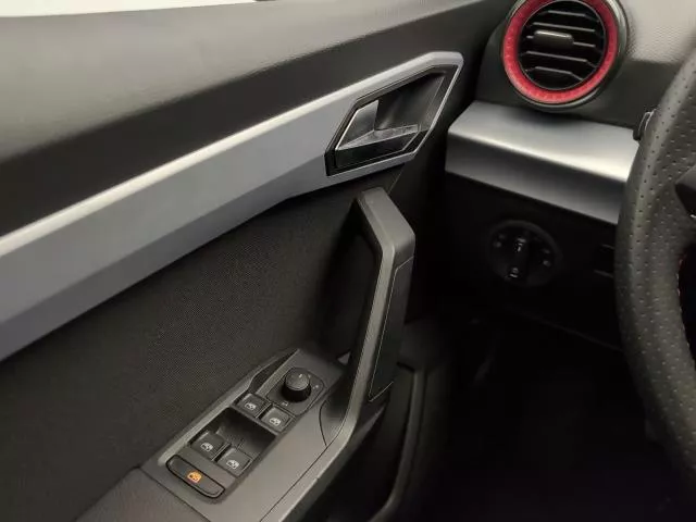 SEAT Ibiza 1.0 TSI S&S FR XS 85 kW (115 CV) de segunda mano