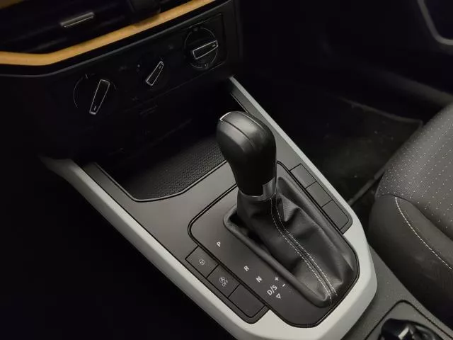 SEAT Arona 1.0 TSI Style XM DSG 81 kW (110 CV) de segunda mano